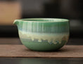 Charger l'image dans la visionneuse de la galerie, Bol Matcha Bleu Dégradé – Bol à Matcha avec Bec Verseur pour THÉ MATCHA