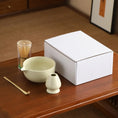 Charger l'image dans la visionneuse de la galerie, Kit Matcha Noir Élégant – Bol Matcha Céramique et Fouet Matcha pour THÉ MATCHA