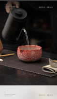 Charger l'image dans la visionneuse de la galerie, Kit Matcha Rouge Japonais – Bol Matcha Texturé et Fouet Matcha pour THÉ MATCHA