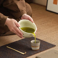 Charger l'image dans la visionneuse de la galerie, Kit Matcha Noir Élégant – Bol Matcha Céramique et Fouet Matcha pour THÉ MATCHA