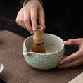 Charger l'image dans la visionneuse de la galerie, Bol Matcha avec Support Fouet – Bol Matcha Céramique pour THÉ MATCHA - Oshi Matcha