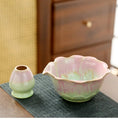 Charger l'image dans la visionneuse de la galerie, Bol Matcha – The Matcha – Floral Rose avec Support Fouet - Oshi Matcha