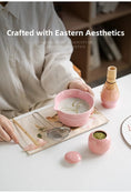 Charger l'image dans la visionneuse de la galerie, Kit Matcha Dégradé Rose – Bol Matcha avec Bec Verseur et Fouet Matcha pour THÉ MATCHA - Oshi Matcha