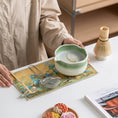 Charger l'image dans la visionneuse de la galerie, Kit Matcha Floral Vert – Bol Matcha Céramique et Fouet Matcha pour THÉ MATCHA - Oshi Matcha