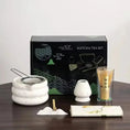 Charger l'image dans la visionneuse de la galerie, Kit Matcha – The Matcha – Bleu Nuit avec Bol Céramique et Fouet Bambou - Oshi Matcha