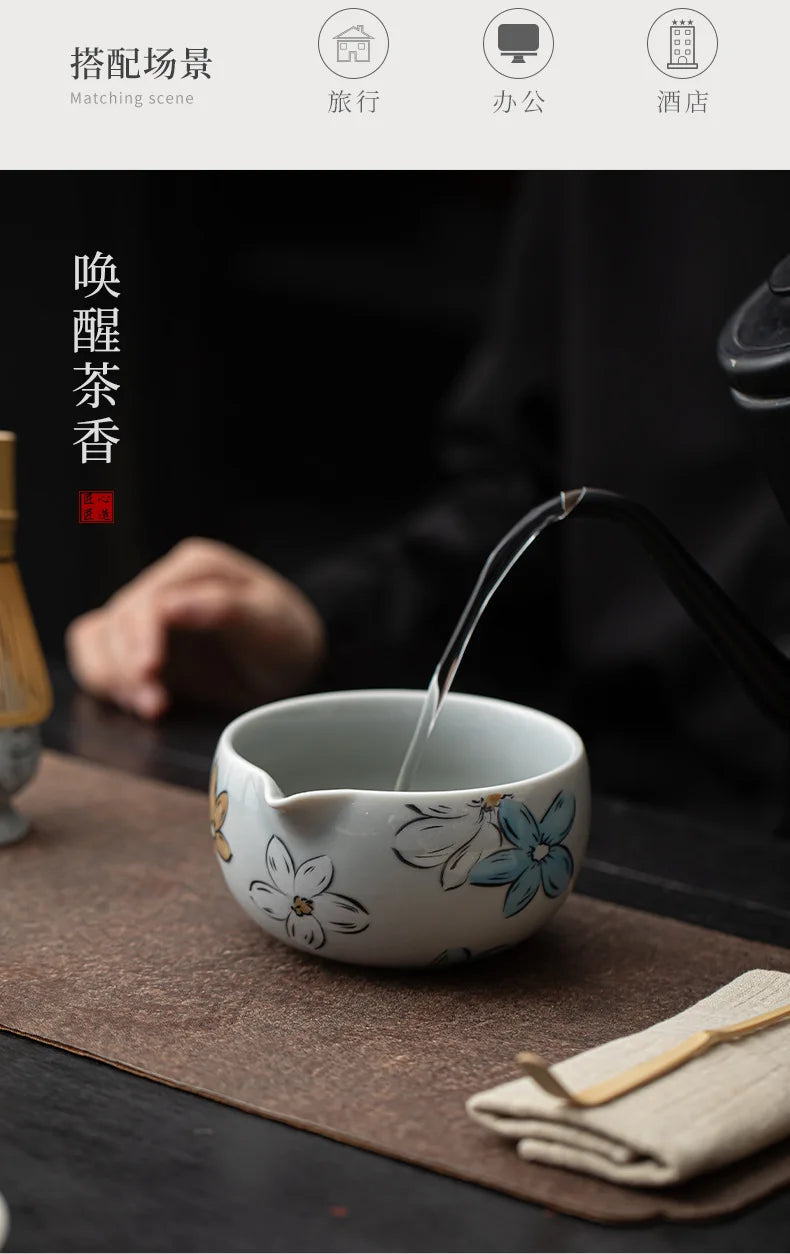 Coffret Matcha Floral Bleu – Rituel Japonais avec Fouet Bambou