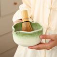 Charger l'image dans la visionneuse de la galerie, Kit Matcha Floral Vert – Bol Matcha Céramique et Fouet Matcha pour THÉ MATCHA
