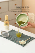 Charger l'image dans la visionneuse de la galerie, Kit Matcha Floral Vert – Bol Matcha Céramique et Fouet Matcha pour THÉ MATCHA
