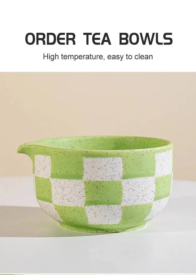 Bol Matcha Rose Damier – Bol Céramique et Support Fouet - Oshi Matcha