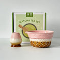 Charger l'image dans la visionneuse de la galerie, Kit Matcha Dégradé Rose – Bol Matcha avec Bec Verseur et Fouet Matcha pour THÉ MATCHA - Oshi Matcha
