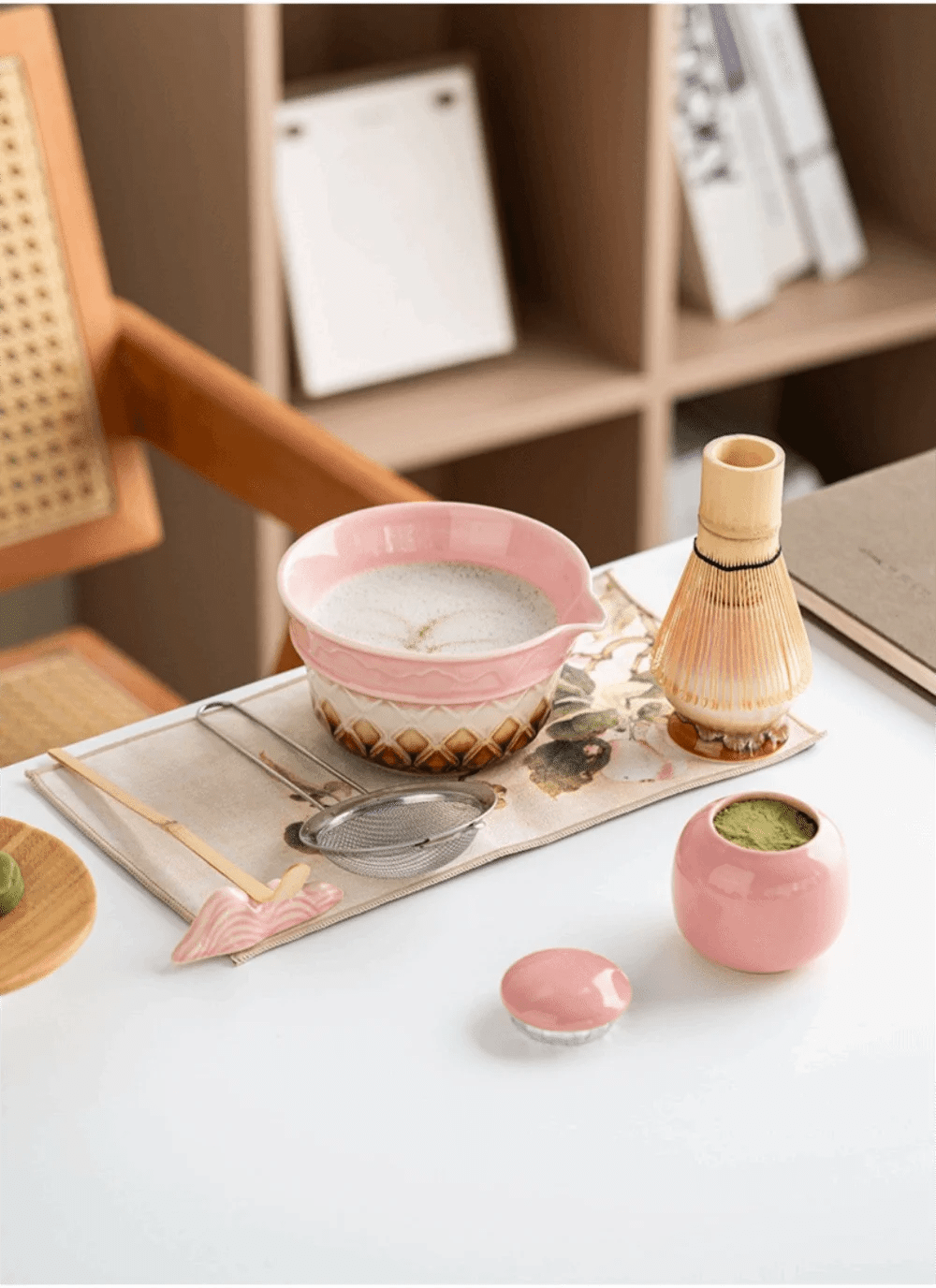Kit Matcha Dégradé Rose – Bol Matcha avec Bec Verseur et Fouet Matcha pour THÉ MATCHA - Oshi Matcha