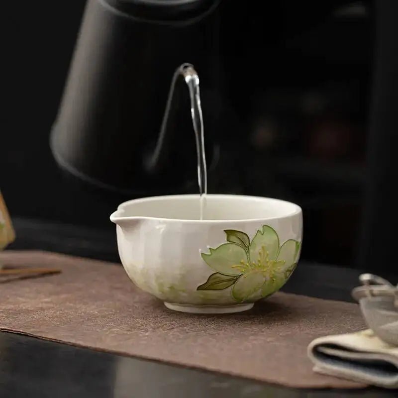 Kit Matcha Floral Japonais – Bol Matcha Fleuri et Fouet Matcha pour THÉ MATCHA - Oshi Matcha