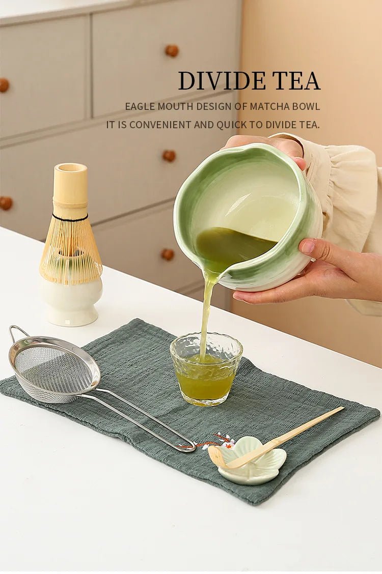 Kit Matcha Floral Vert – Bol Matcha Céramique et Fouet Matcha pour THÉ MATCHA - Oshi Matcha