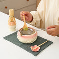 Charger l'image dans la visionneuse de la galerie, Kit Matcha Sakura – Set Matcha Cérémonie pour THÉ MATCHA - Oshi Matcha
