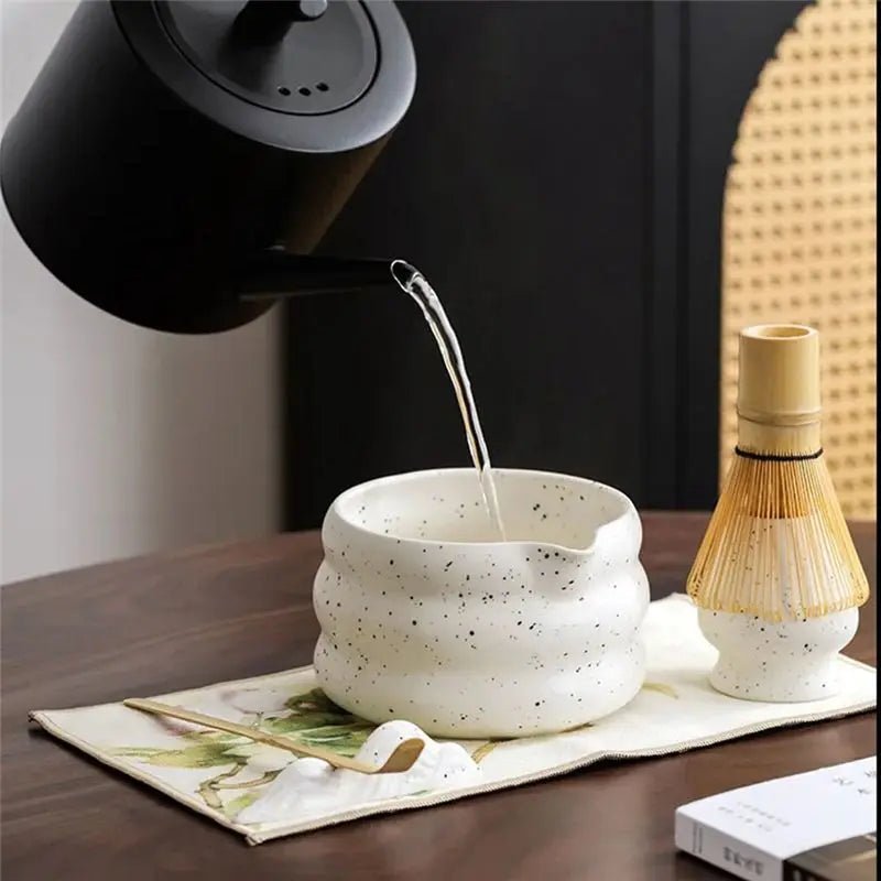 Kit Matcha – The Matcha – Blanc Premium avec Accessoires et Boîte Cadeau - Oshi Matcha
