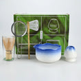 Charger l'image dans la visionneuse de la galerie, Kit Matcha – The Matcha – Rose Sakura avec Fouet Bambou et Accessoires - Oshi Matcha
