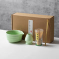 Charger l'image dans la visionneuse de la galerie, Kit Matcha – The Matcha – Vert Lime avec Coffret Cadeau et Accessoires - Oshi Matcha
