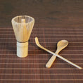 Charger l'image dans la visionneuse de la galerie, Set Matcha – The Matcha – Chasen et Chashaku avec Boîte de Rangement - Oshi Matcha
