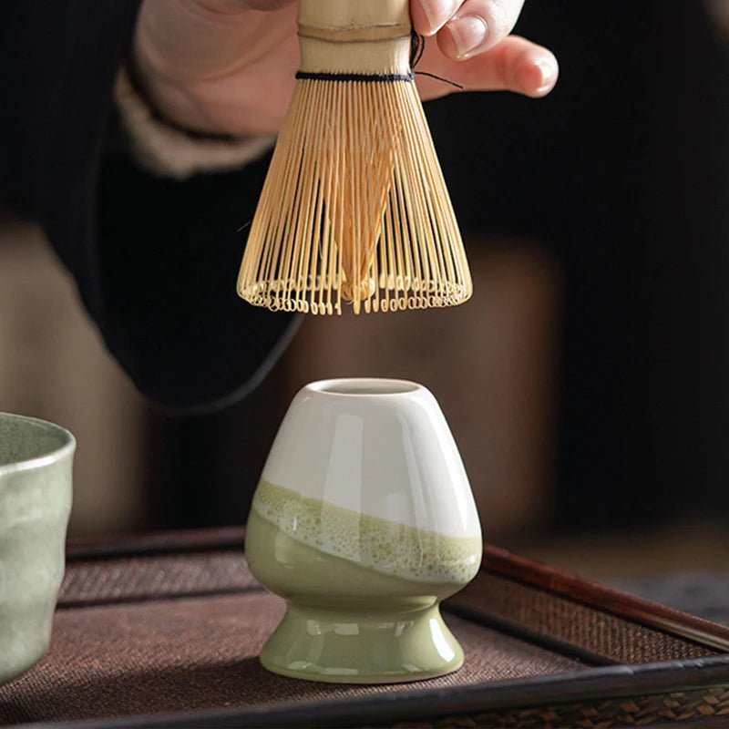 The Matcha – Support Fouet Matcha en Céramique (Porte Chasen) - Oshi Matcha